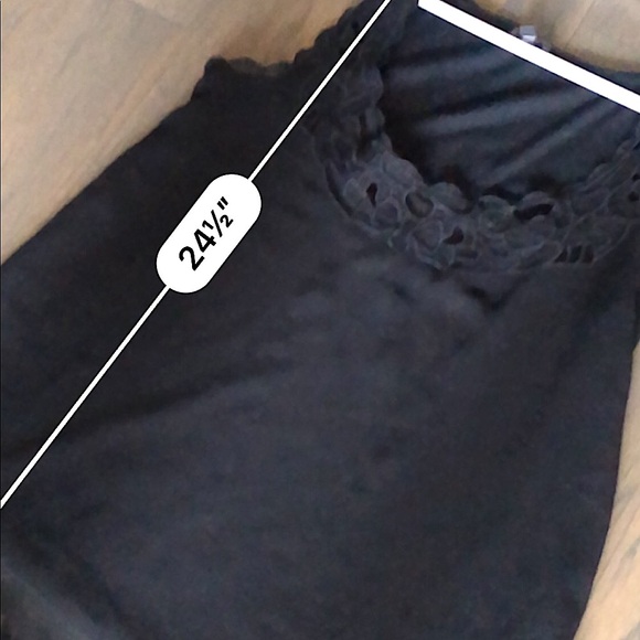 Express black tank top with sequined neckline & lined with built-in cami - Picture 5 of 7